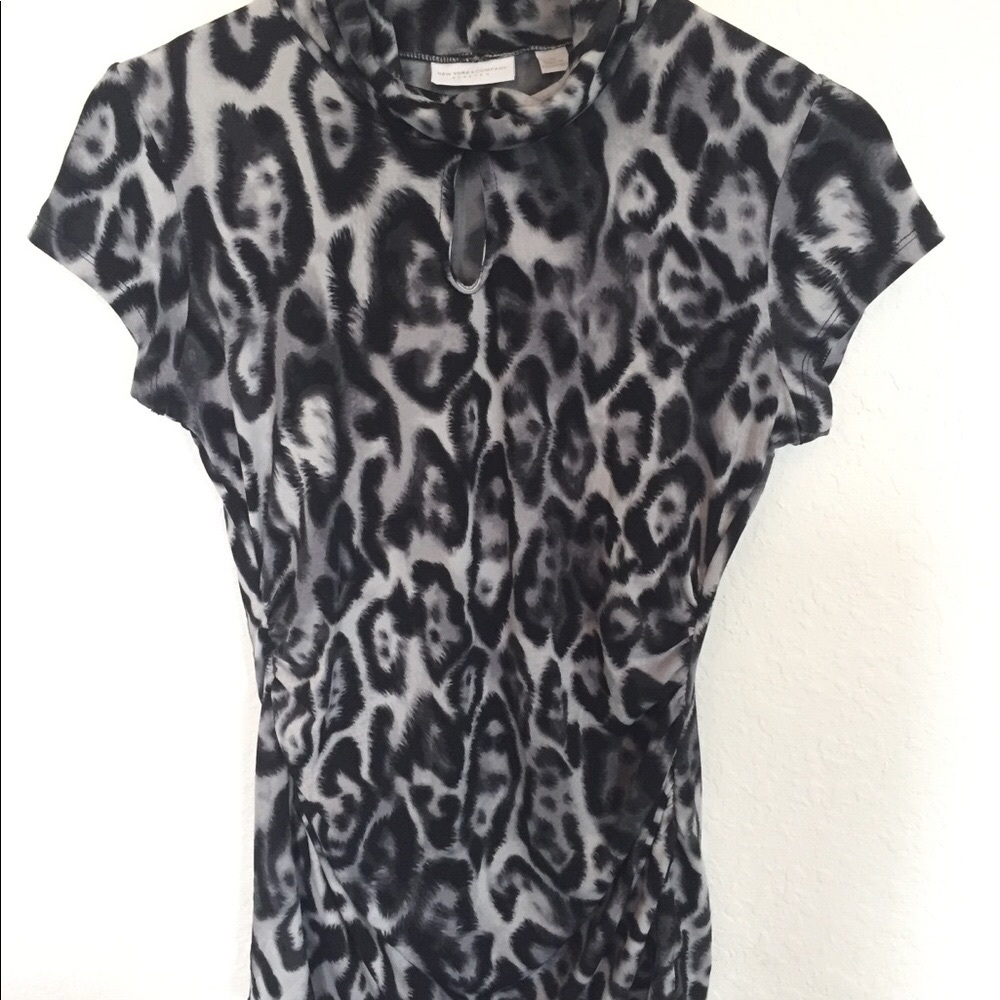 Animal print short sleeve blouse